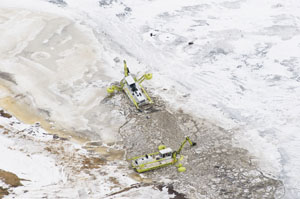 Amphibex ice breakers move into Red River near Selkirk